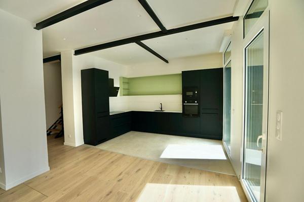 A LOUER : Maison à MARCQ EN BAROEUL • • 2 950 € CC • Réf. 5651