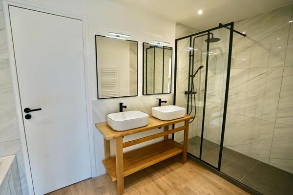 A LOUER : Maison à MARCQ EN BAROEUL • • 2 950 € CC • Réf. 5651