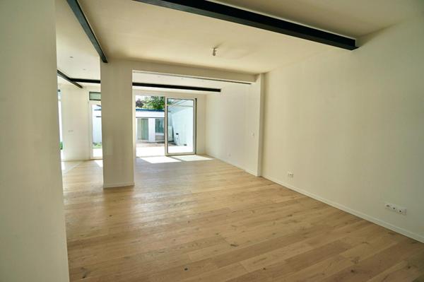 A LOUER : Maison à MARCQ EN BAROEUL • • 2 950 € CC • Réf. 5651