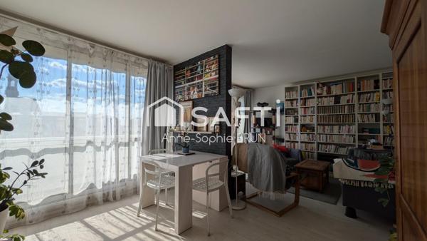 Colombes Centre – Appartement 5 pièces – 77 m² – Balcons – Cave – Box