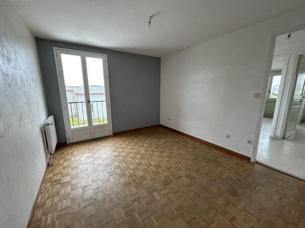 Maison à louer à Montagny-lès-Beaune en Côte-d'Or (21200), ref : LM1411-21074