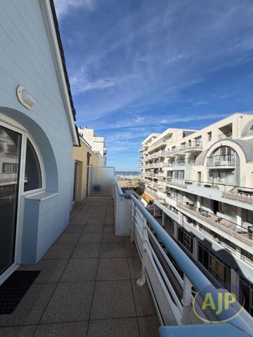 Appartement à louer Pornichet : 2 pièces, 33m² avec 1 chambre(s) à 601€ - AJP Immobilier Pornichet
