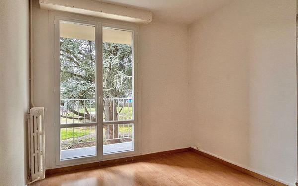 Appartement à louer    3 pièces •  Beauvais