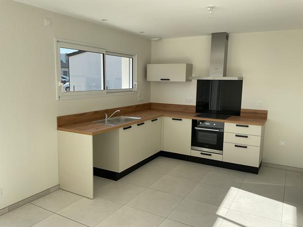 Maison Ligugé 4 pièce(s) 93 m2