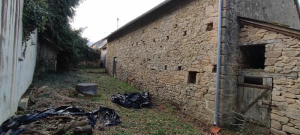 Maison à vendre    3 pièces •  Bazelat