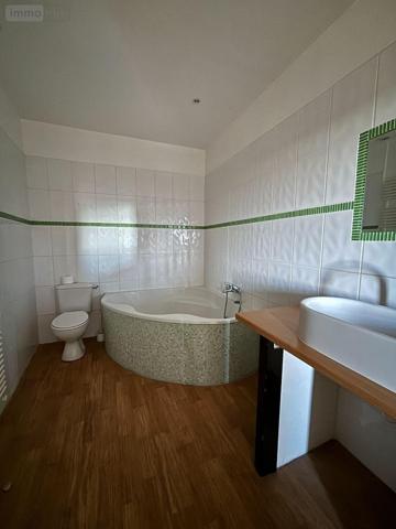 Maison à vendre à Saint-Amour dans le Jura (39160), ref : 39064-124