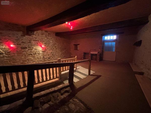 Maison à vendre à Saint-Amour dans le Jura (39160), ref : 39064-124