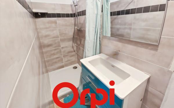 Appartement à vendre    3 pièces • 59,40 m2 Bandol