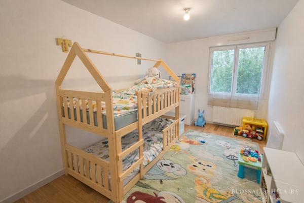 POITIERS Bugellerie Demi-Lune, Maison avec jardin et garage.