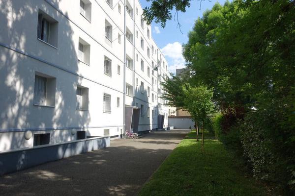 Location appartement Grenoble 38100 4 pièces 66 m²
