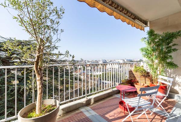 Nantes/zola Appartement Au Dernier Etage Avec Ascenseur Vue Exceptionnelle