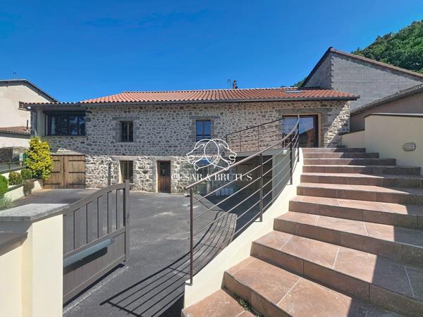 MAISON DE CAMPAGNE EN PIERRES