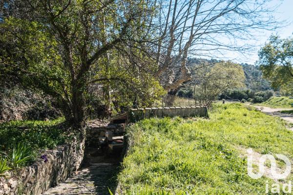 Maison à vendre 4 pièces 155 m² Cuers