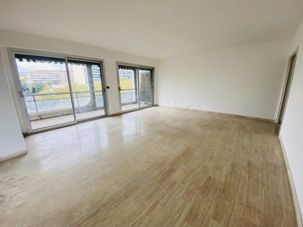 Vente Appartement 4 pièces 116 m2 à Marseille 8
