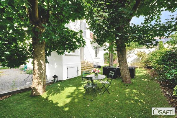 PONT DE LEVALLOIS. Maison de caractère 8 pièces avec JARDIN et GARAGE