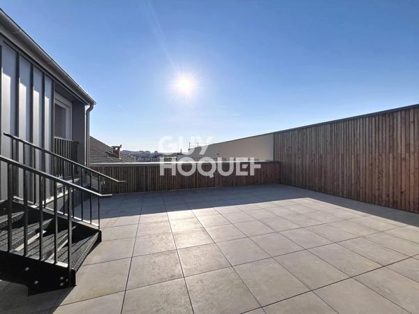 Appartement à vendre de 5 pièces de 104.08 m² dernière étage avec terrasse