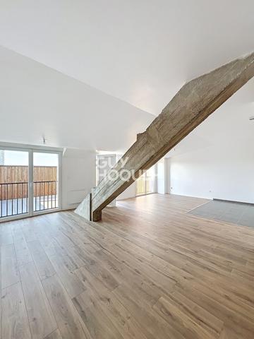 Appartement à vendre de 5 pièces de 104.08 m² dernière étage avec terrasse