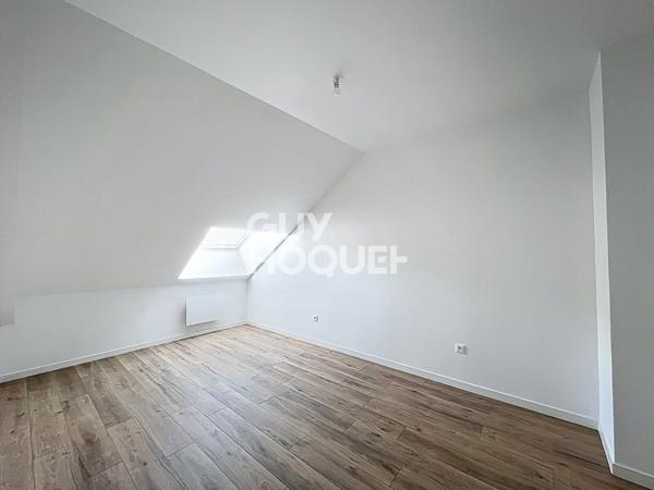 Appartement à vendre de 5 pièces de 104.08 m² dernière étage avec terrasse