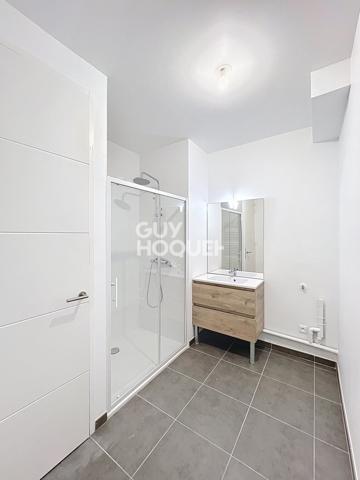 Appartement à vendre de 5 pièces de 104.08 m² dernière étage avec terrasse