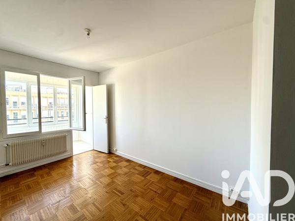 Appartement à vendre 5 pièces 92 m² Reims