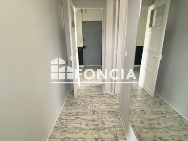 Location Appartement meublé 2 pièces 50.89 m² - 6 PLACE DU SOUVENIR Rennes 35000