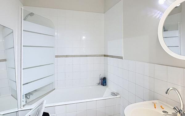 Appartement à vendre    2 pièces • 47,44 m2 Saint-Cyr-sur-Loire