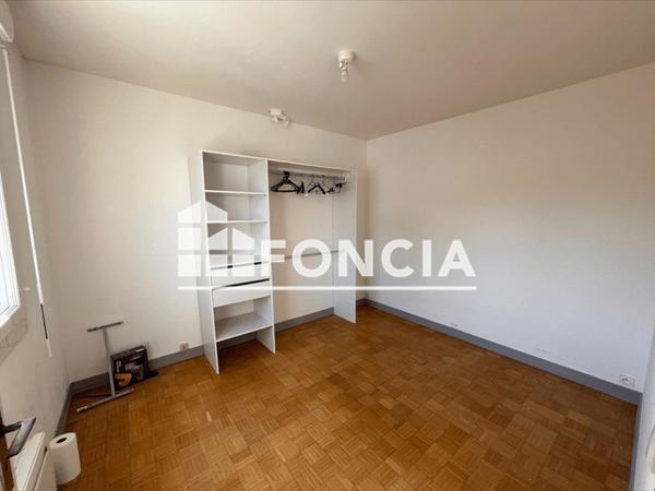 Location Appartement 2 pièces 35.85 m² - 4 PLACE COLBERT Lorient 56100