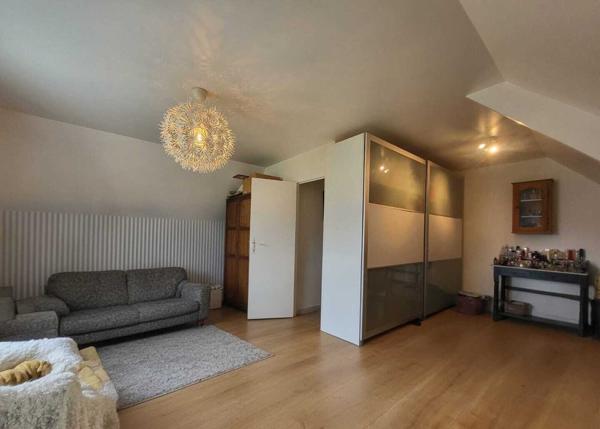 Dans quartier recherché, Maison familiale, T5 sur 810m² de terrain