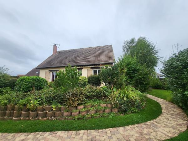 Dans quartier recherché, Maison familiale, T5 sur 810m² de terrain