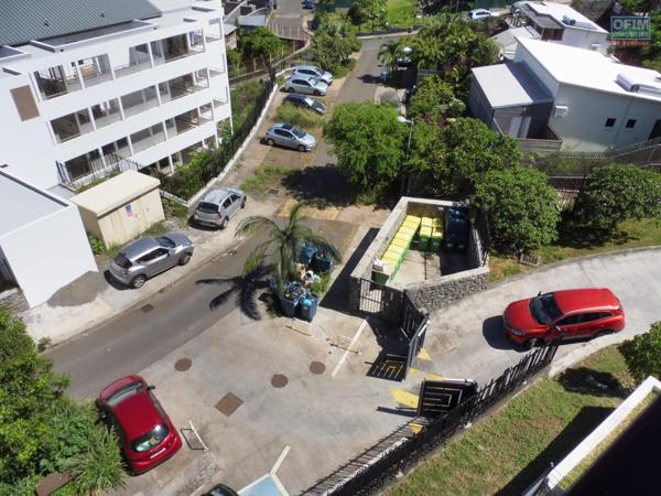 Appartement récent trois pièces de 62 m² à St Leu, quartier Grand Fond.