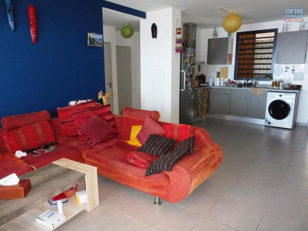 Appartement récent trois pièces de 62 m² à St Leu, quartier Grand Fond.