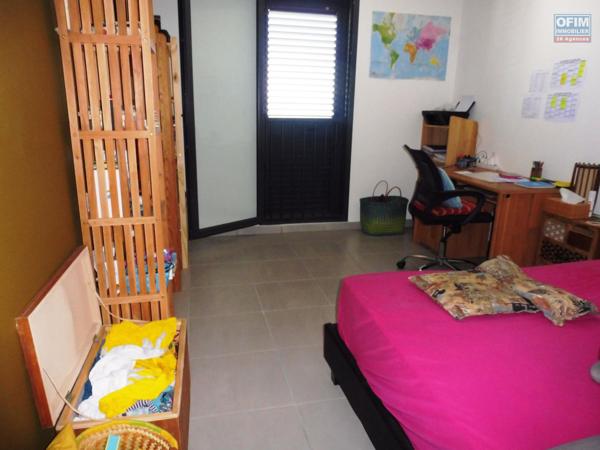 Appartement récent trois pièces de 62 m² à St Leu, quartier Grand Fond.