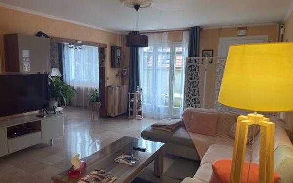 Maison à vendre    4 pièces •  Marines