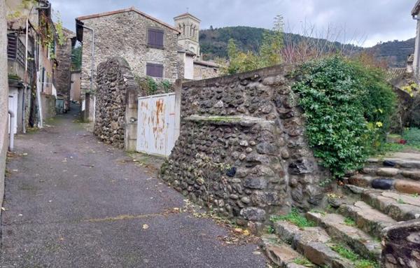 MAISON ST-FORTUNAT 270M2