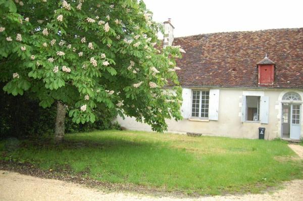 Appartement à louer    1 pièce •    Saint-Céols