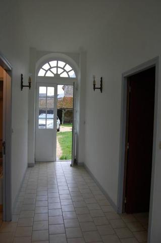 Appartement à louer    1 pièce •    Saint-Céols