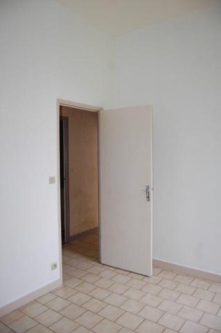 Appartement à louer    1 pièce •    Saint-Céols