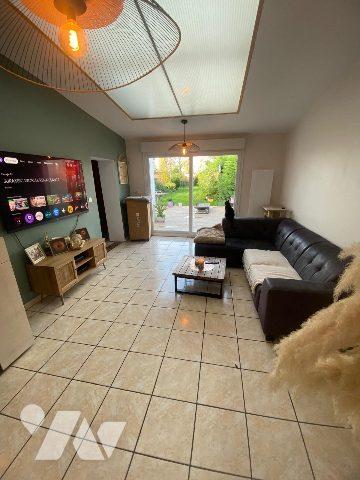 CALAIS VIRVAL GRANDE MAISON DE VILLE 4 CHAMBRES JARDIN GARAGE