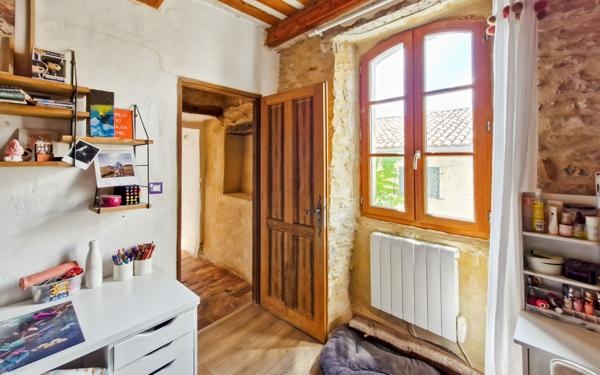 Maison à vendre    5 pièces • 170 m2 Saint-Étienne-les-Orgues