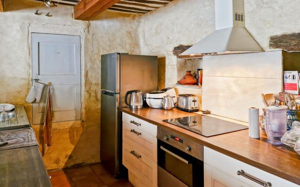 Maison à vendre    5 pièces • 170 m2 Saint-Étienne-les-Orgues