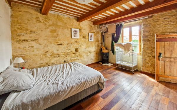 Maison à vendre    5 pièces • 170 m2 Saint-Étienne-les-Orgues