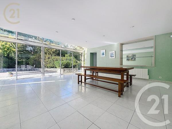 Maison à vendre  6 pièces - 211,25 m2 MORET LOING ET ORVANNE - 77