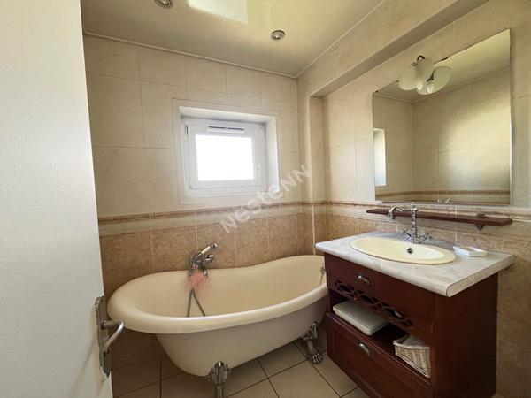 Appartement 4 pièces à Puteaux - quartier Boieldieu- Beau potentiel!