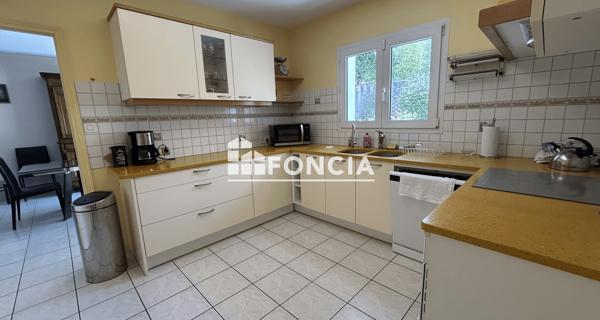À vendre Maison 5 pièces 157 m² - La Rochelle 17000