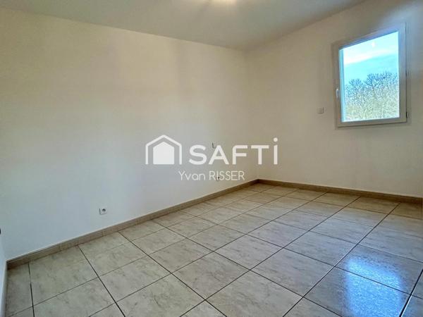 Maison en duplex 3 chambres – confort et prestations de qualité