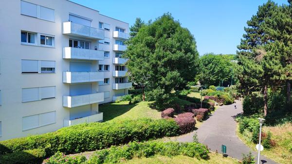 SANNOIS - Appartement 2 pièces d'une surface carrez de 44,77 m2 €157 000 ** - Référence 25-3846