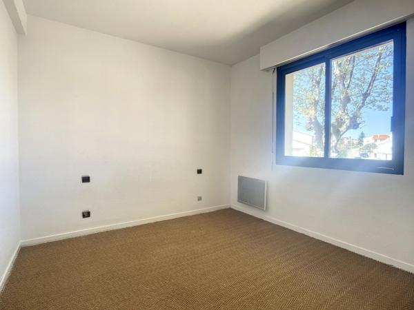 Maison avec 2 appartements de T3 et T5 avec extérieurs et garages