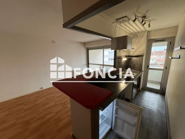 Location Studio 37.3 m² - 10 RUE DE BREZETS Bordeaux 33000