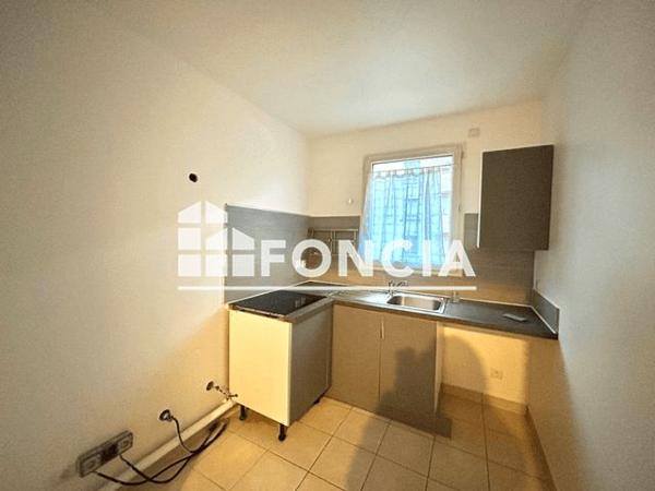 Location Appartement 4 pièces 85.01 m² - 8 RUE DANTON Montrouge 92120