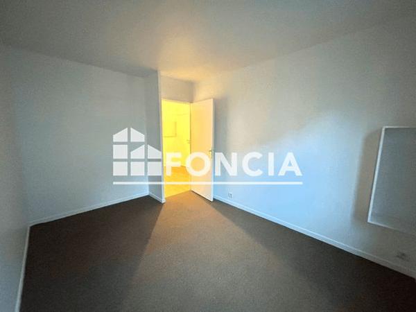 Location Appartement 4 pièces 85.01 m² - 8 RUE DANTON Montrouge 92120